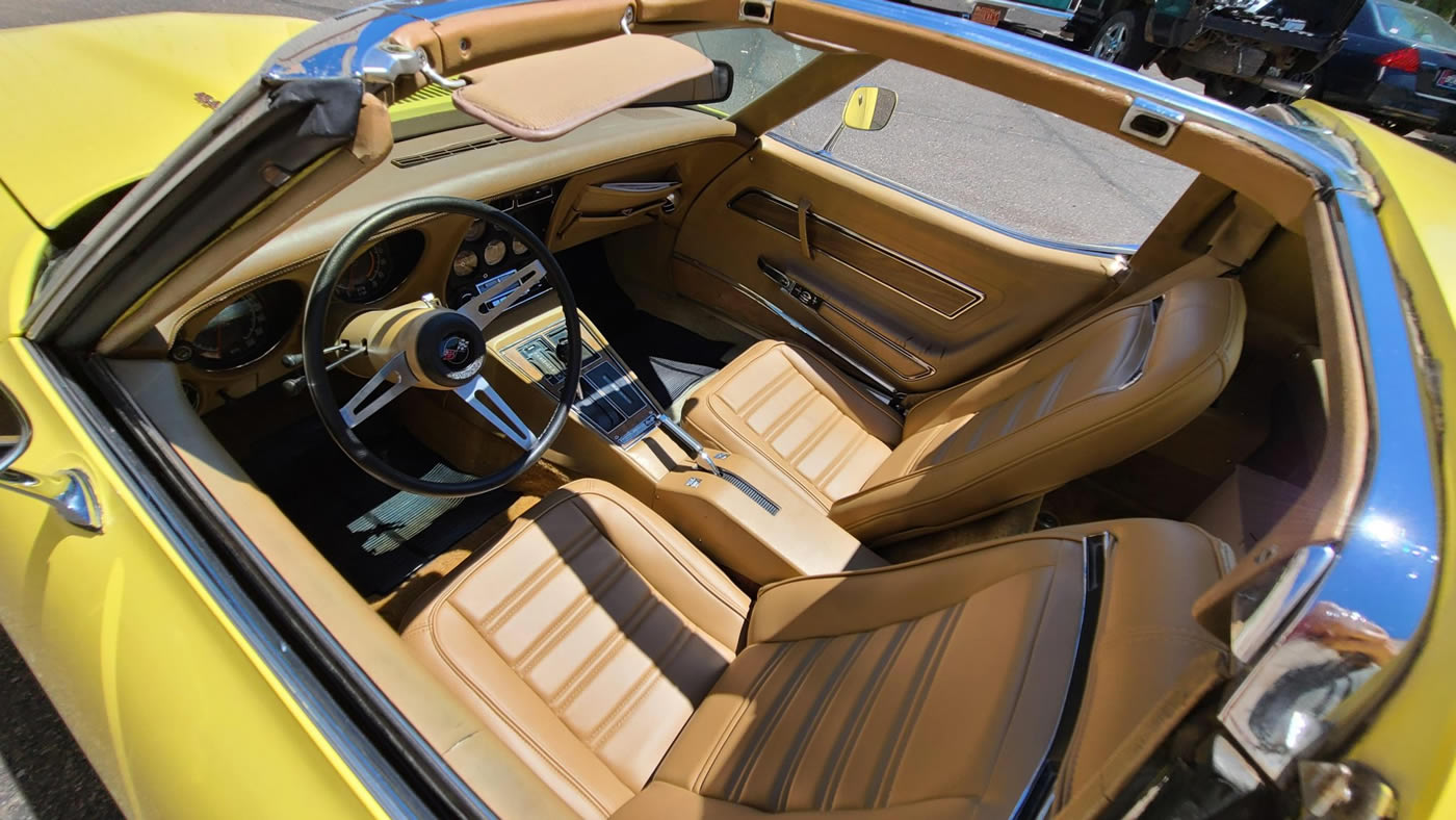 1974 Corvette Coupe 454 in Bright Yellow