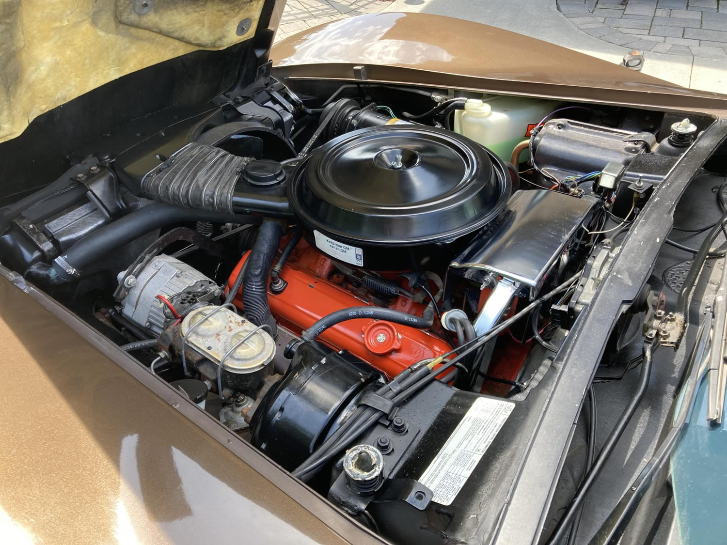 1976 Corvette in Dark Brown Metallic
