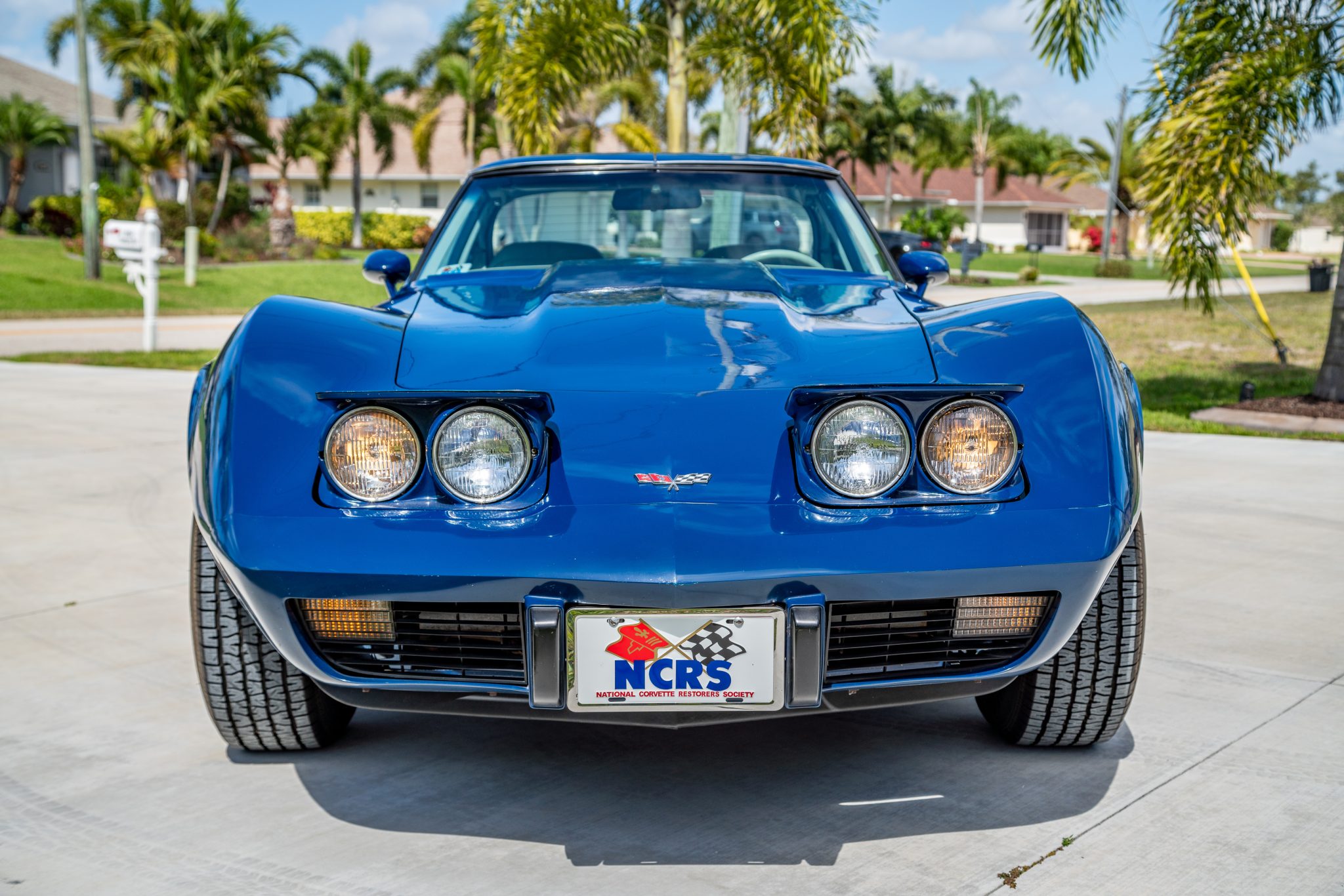 1977 Corvette in Corvette Dark Blue