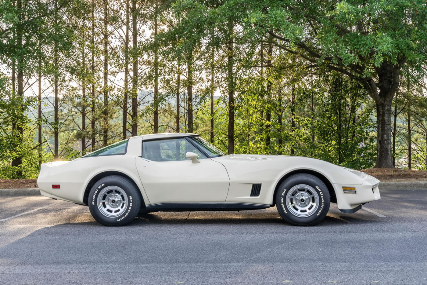 1980 Corvette in Frost Beige