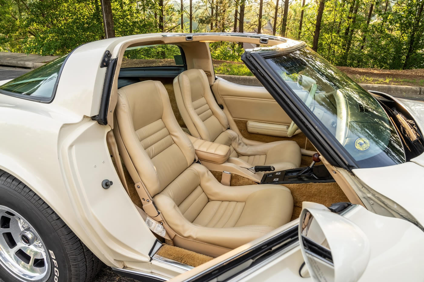 1980 Corvette in Frost Beige