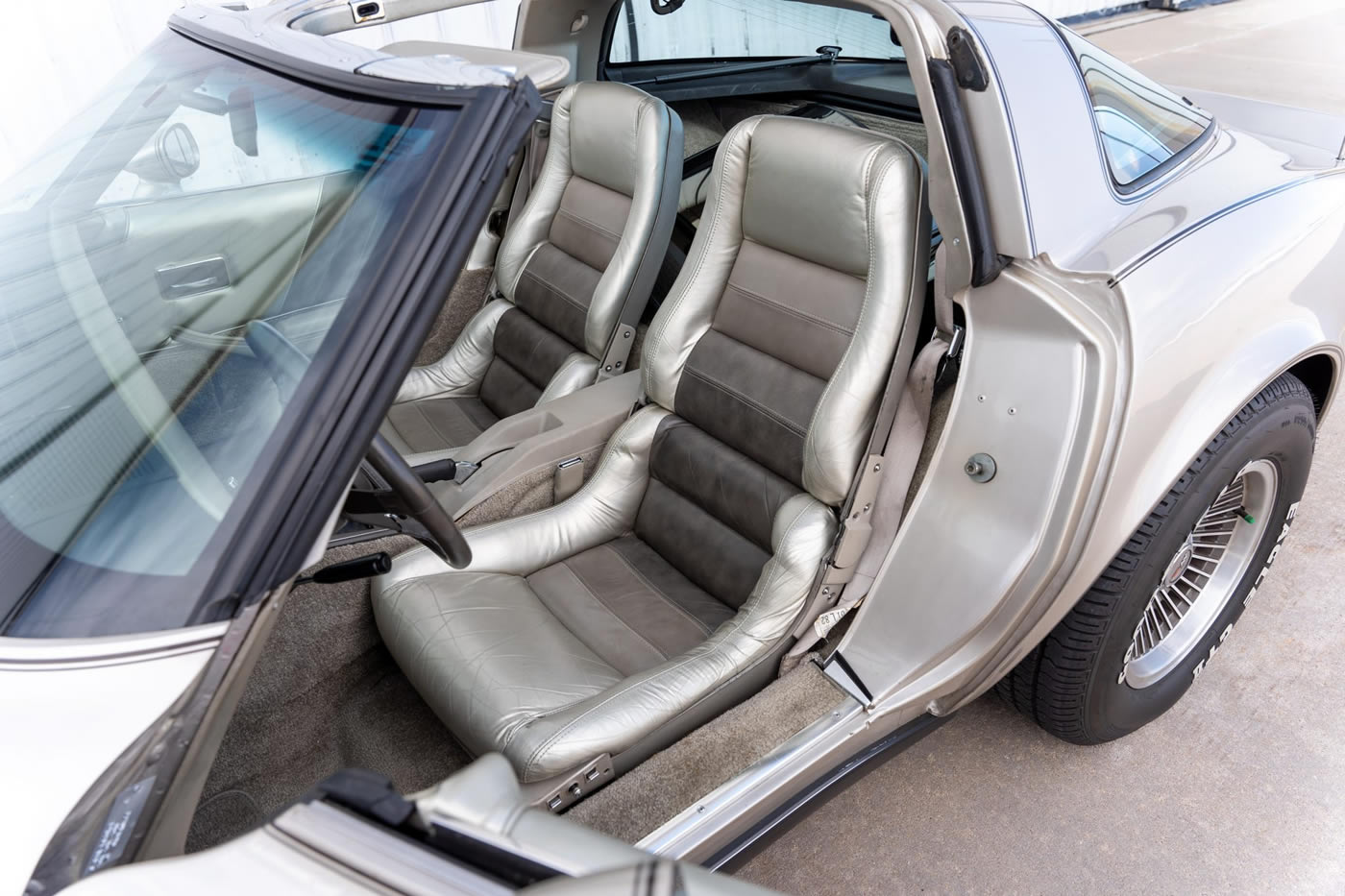 1982 Corvette Collector's Edition