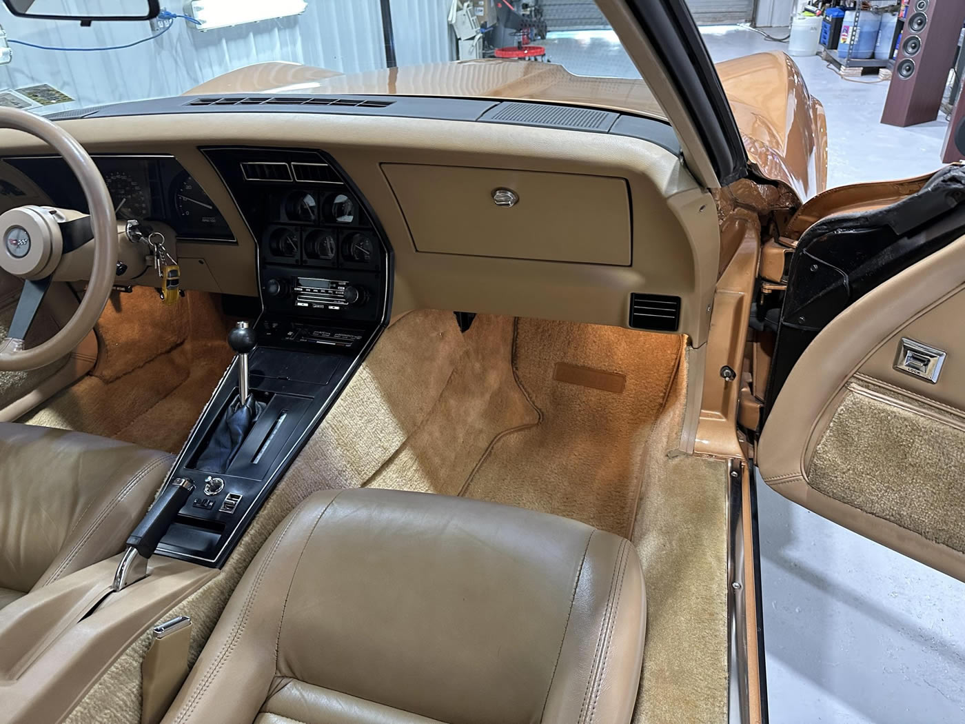 1982 Corvette in Gold Metallic