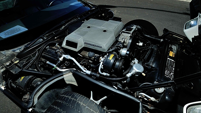 1984 Corvette - VIN 1G1AY0781E5100071