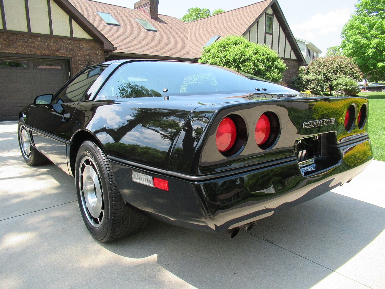 1985 Corvette in Black