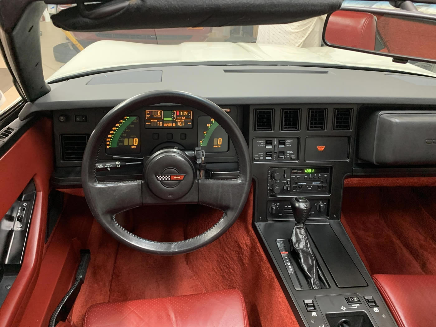 1985 Corvette in White with Carmine Leather Interior