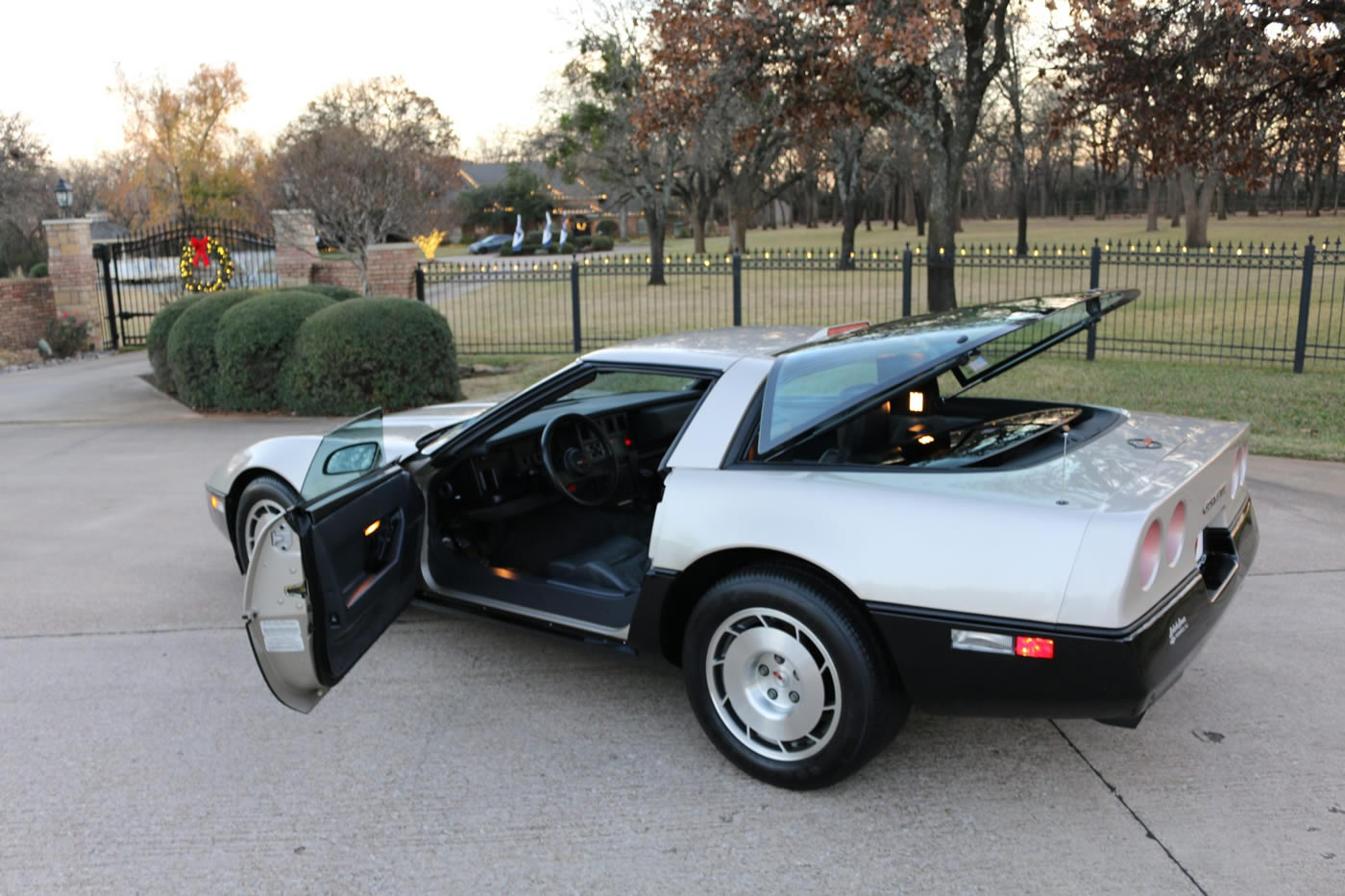 1986 Corvette Malcolm Konner Commemorative Edition - 1G1YY0782G5108293