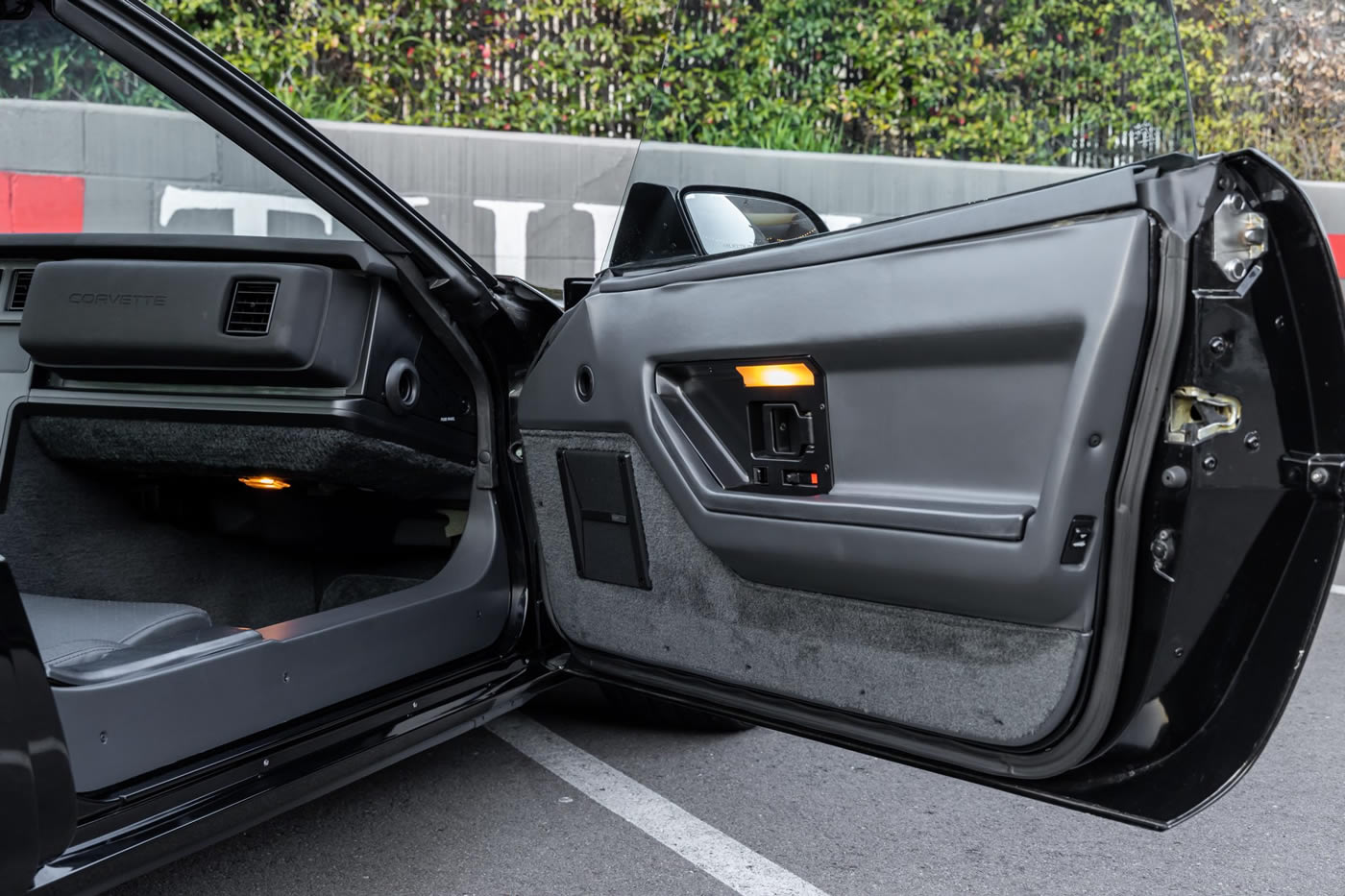 1987 Corvette Coupe in Black