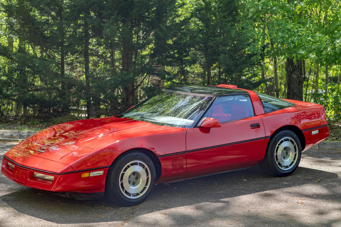 1987 Corvette Coupe in Bright Red