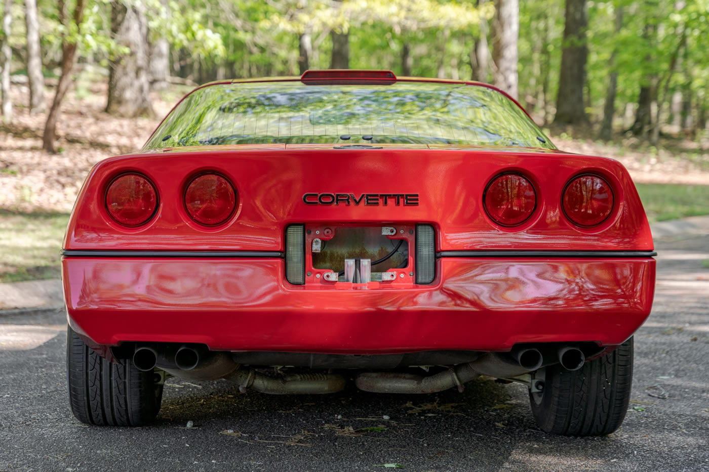 1987 Corvette Coupe in Bright Red