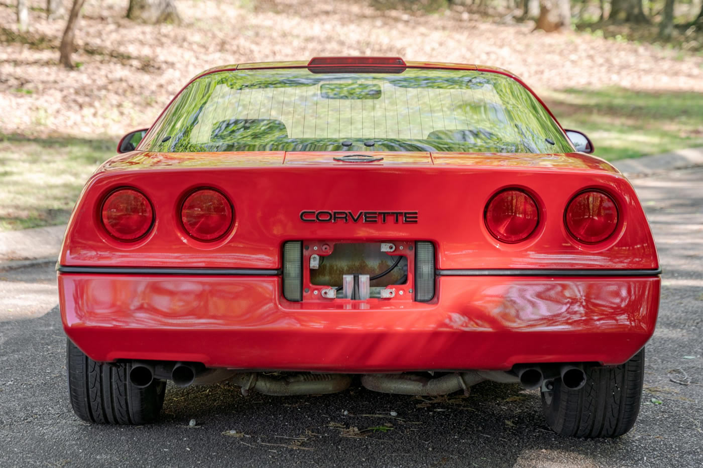 1987 Corvette Coupe in Bright Red