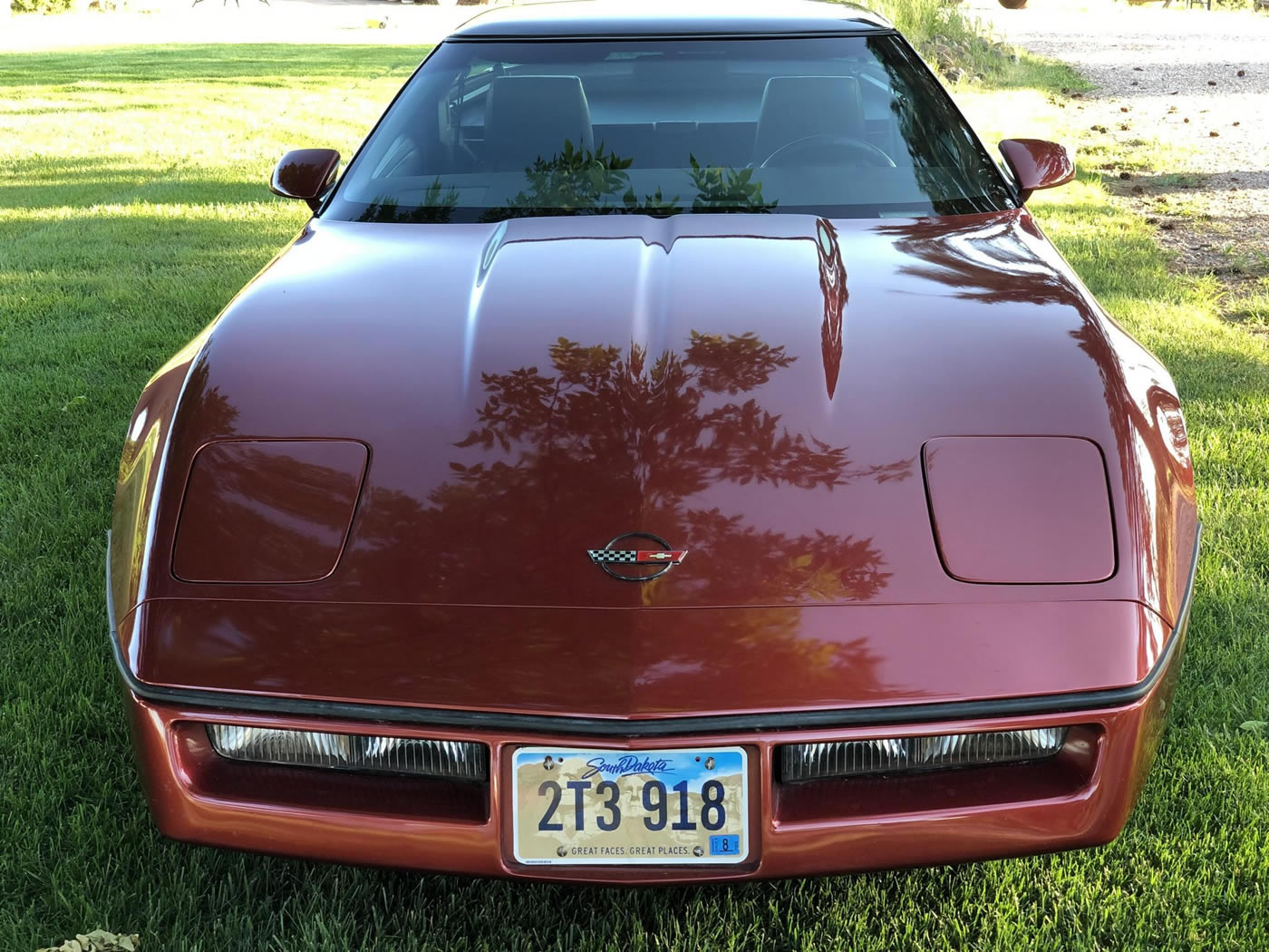 1987 Corvette Coupe in Dark Red Metallic