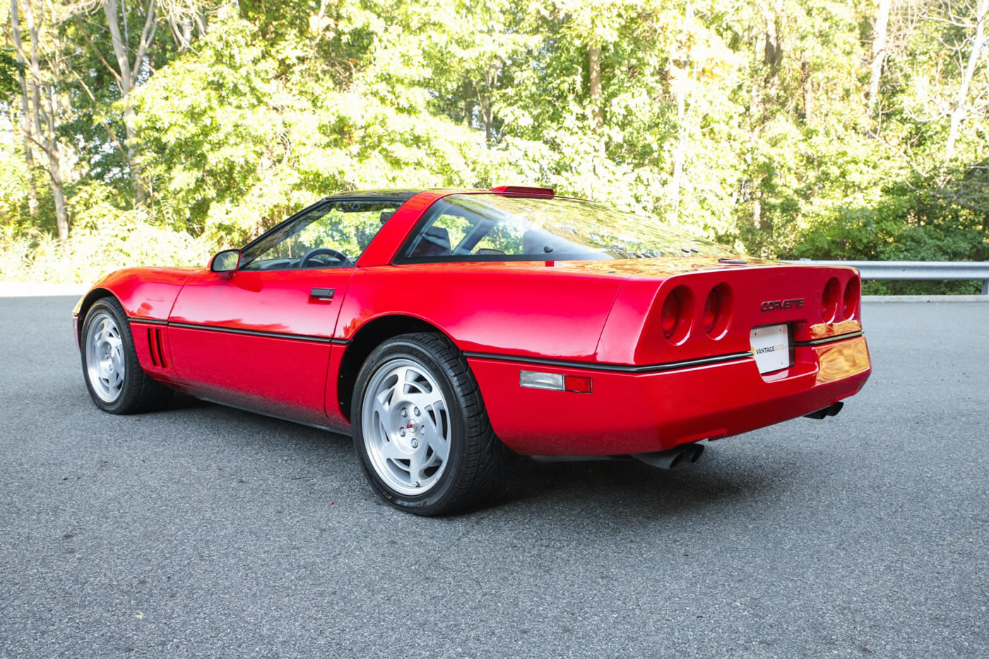 1990 Corvette Coupe in Bright Red