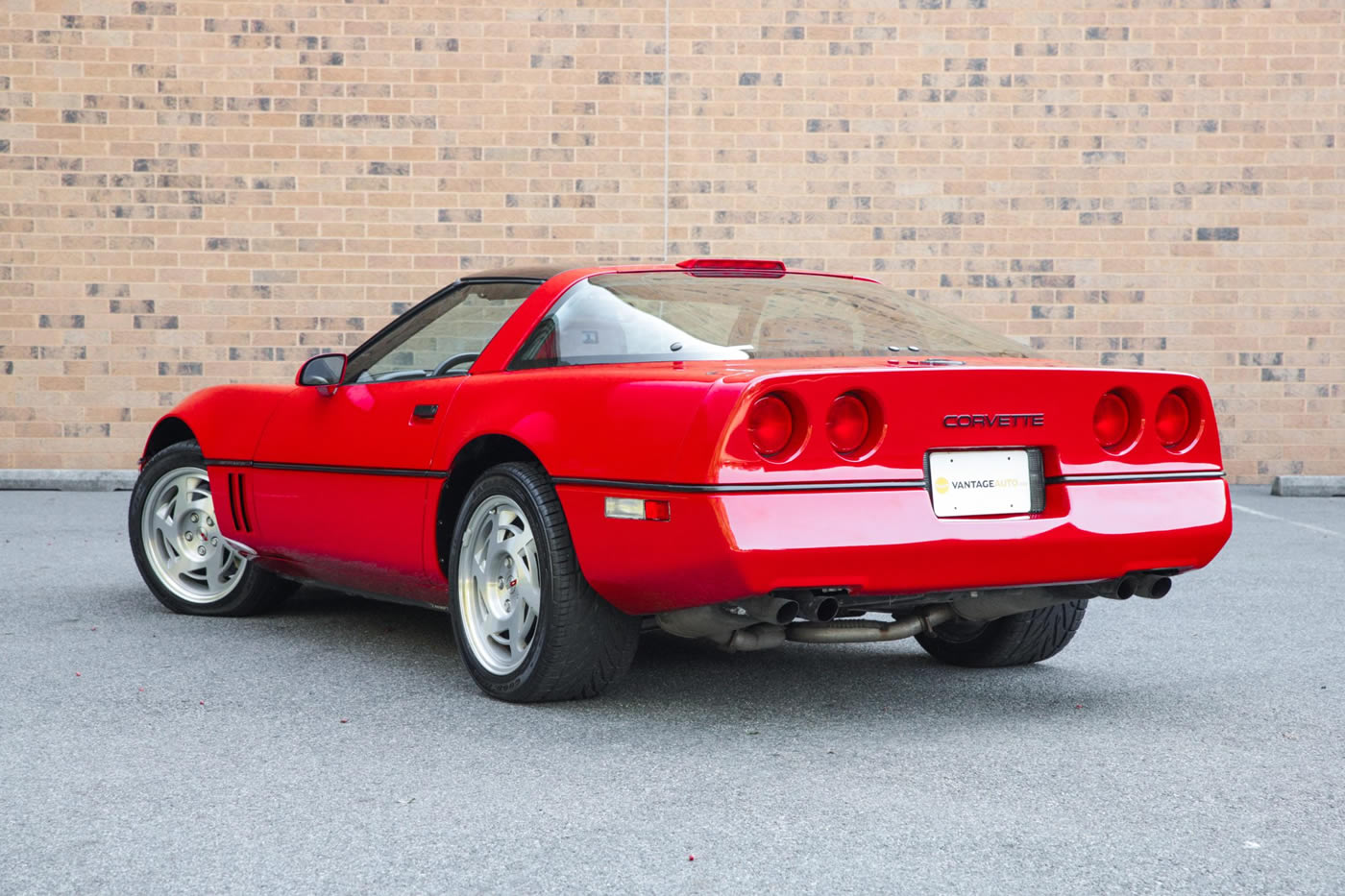 1990 Corvette Coupe in Bright Red
