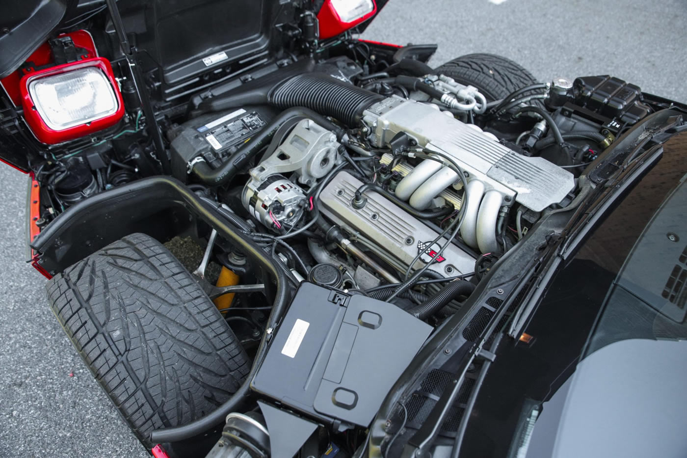 1990 Corvette Coupe in Bright Red