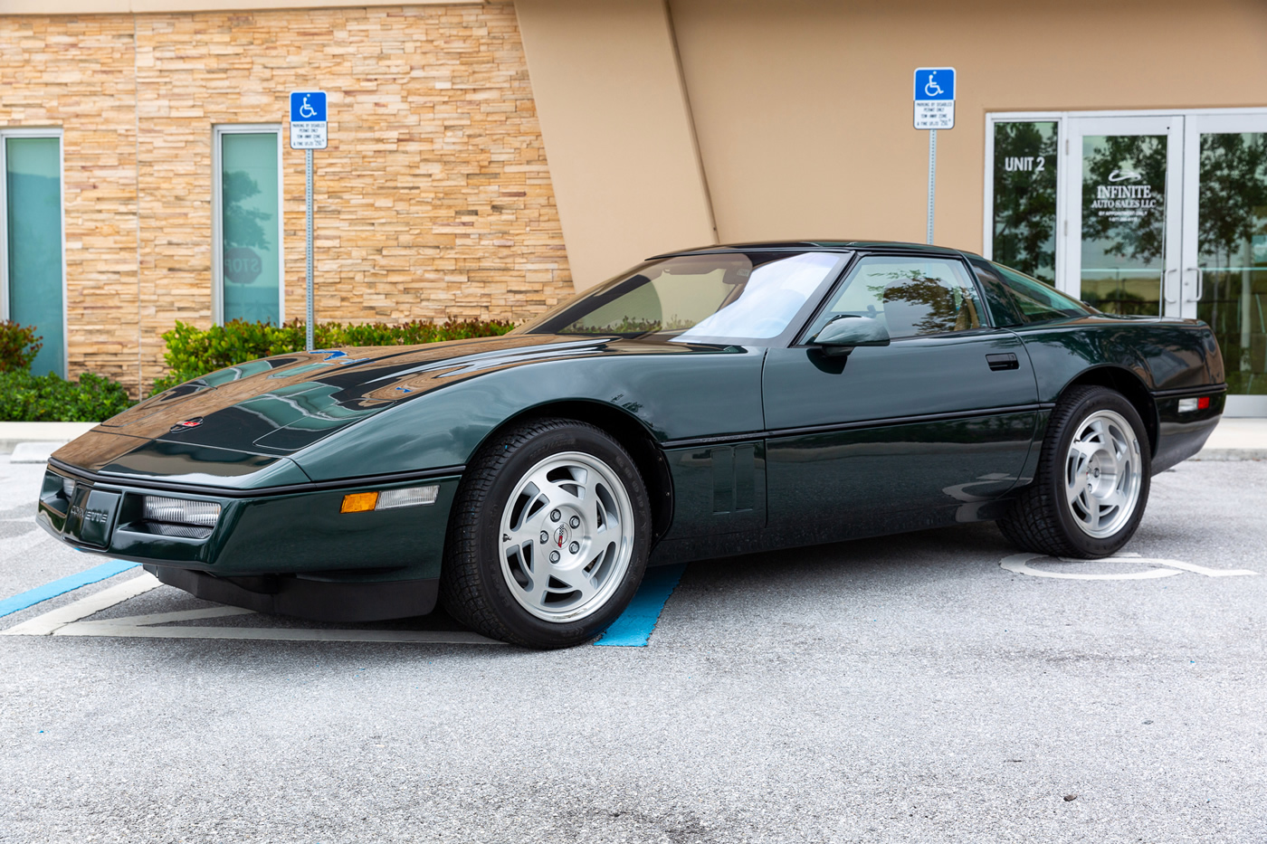 1990 Corvette ZR-1 in Polo Green Metallic with Saddle Interior