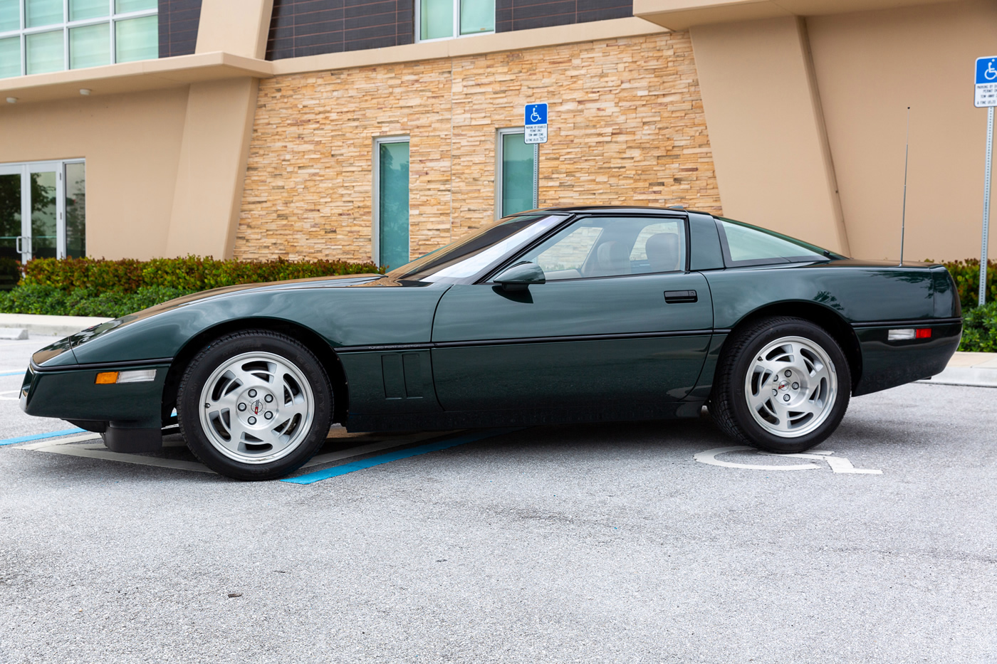 1990 Corvette ZR-1 in Polo Green Metallic with Saddle Interior