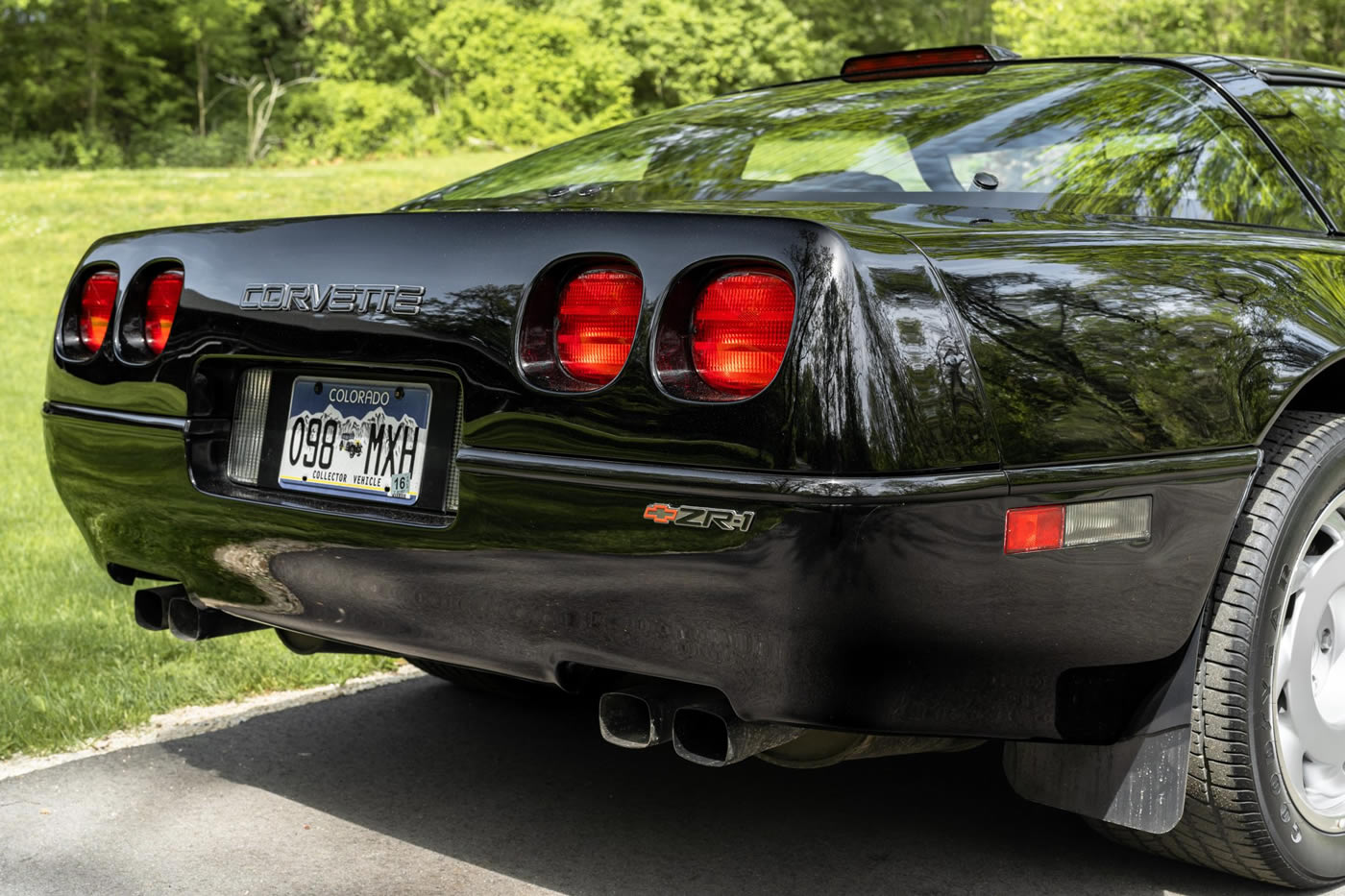 1991 Corvette ZR-1 in Black