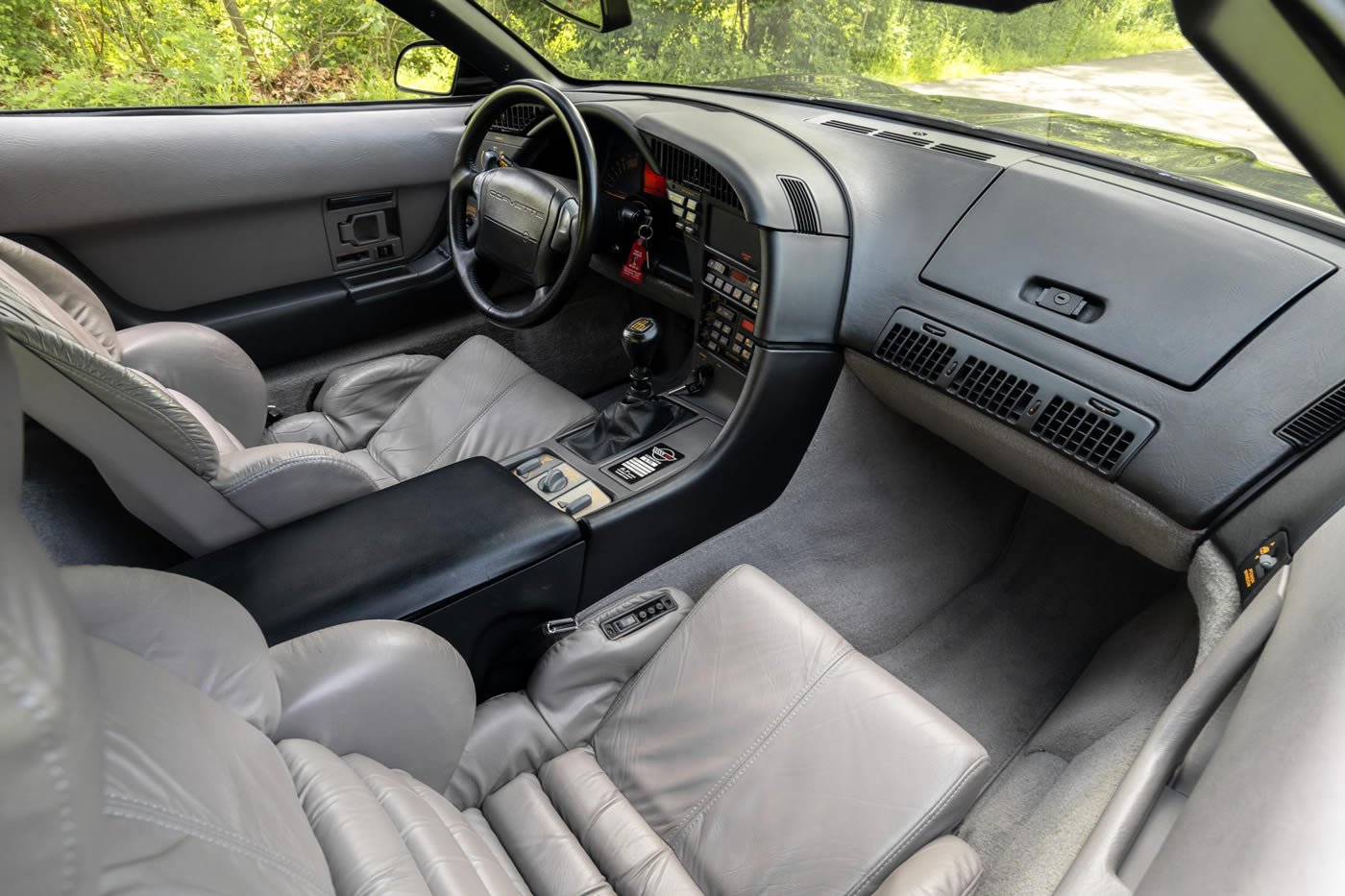 1991 Corvette ZR-1 in Black