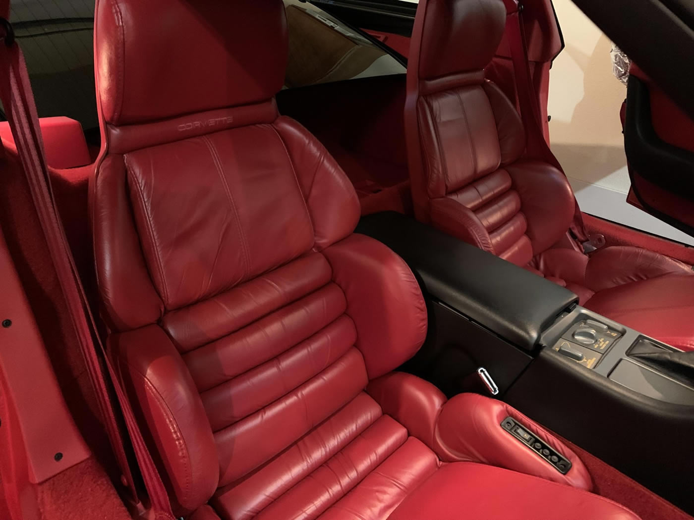 1991 Corvette ZR-1 in Bright Red