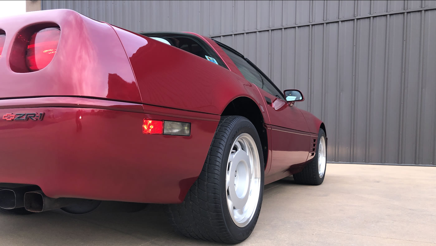 1991 Corvette ZR-1 in Dark Red Metallic