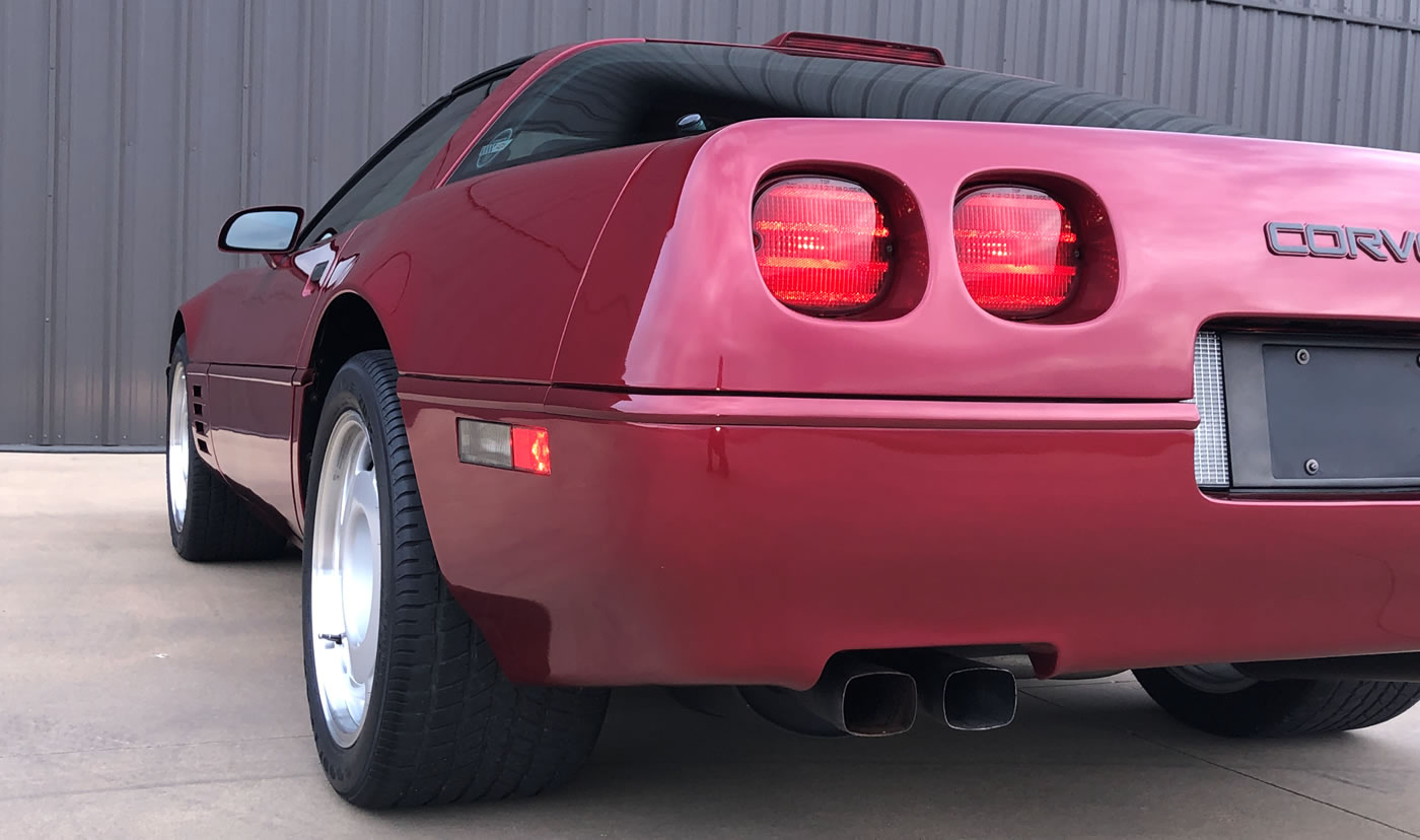 1991 Corvette ZR-1 in Dark Red Metallic