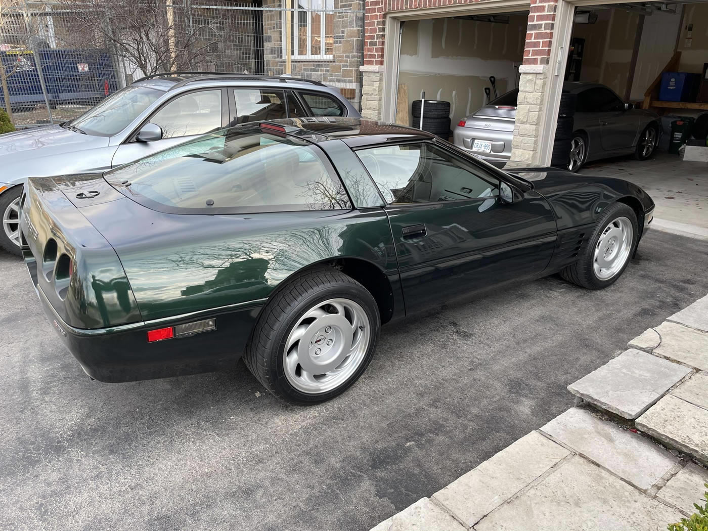 1991 Corvette ZR-1 in Polo Green Metallic