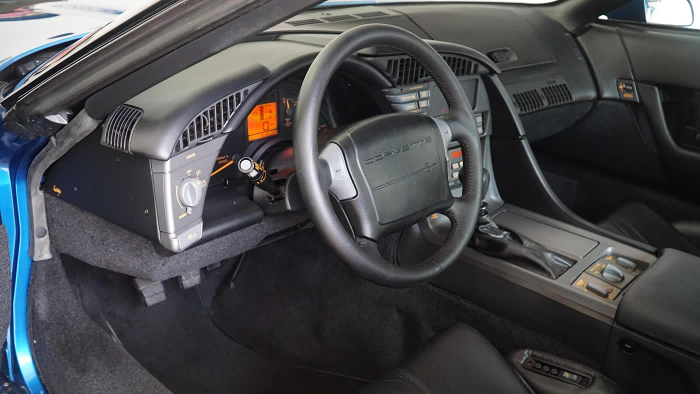 1991 Corvette ZR-1 in Quasar Blue Metallic