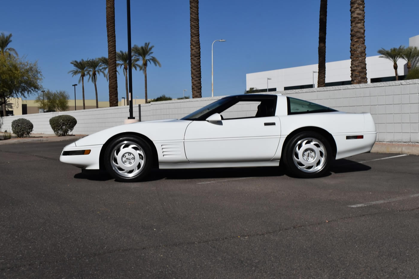 1991 Corvette ZR-1 in White