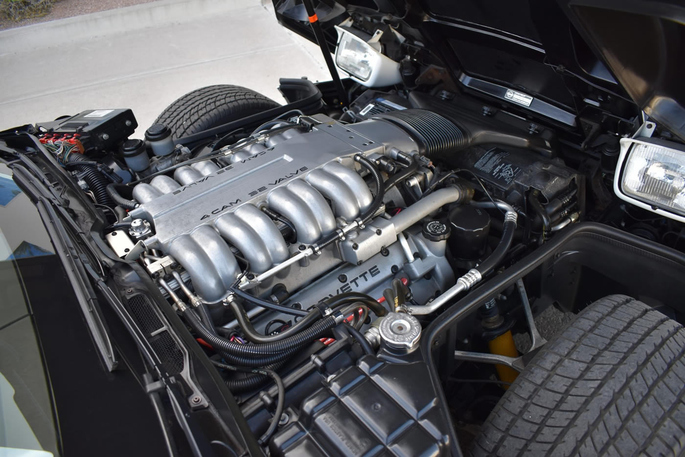 1991 Corvette ZR-1 in White