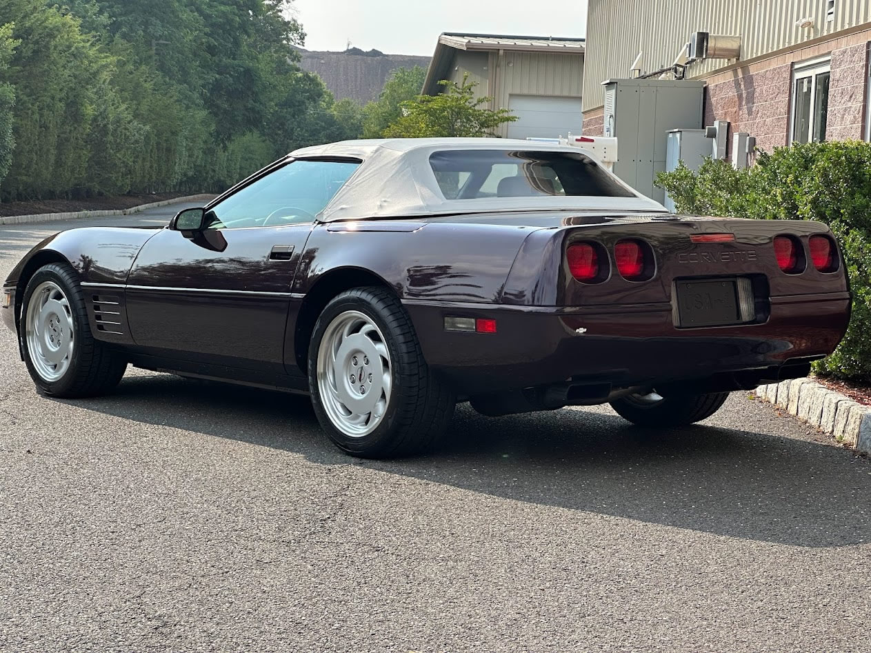 1992 Corvette Convertible in Black Rose Metallic