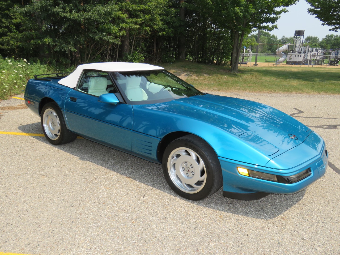 1992 Corvette Convertible in Bright Aqua Metallic