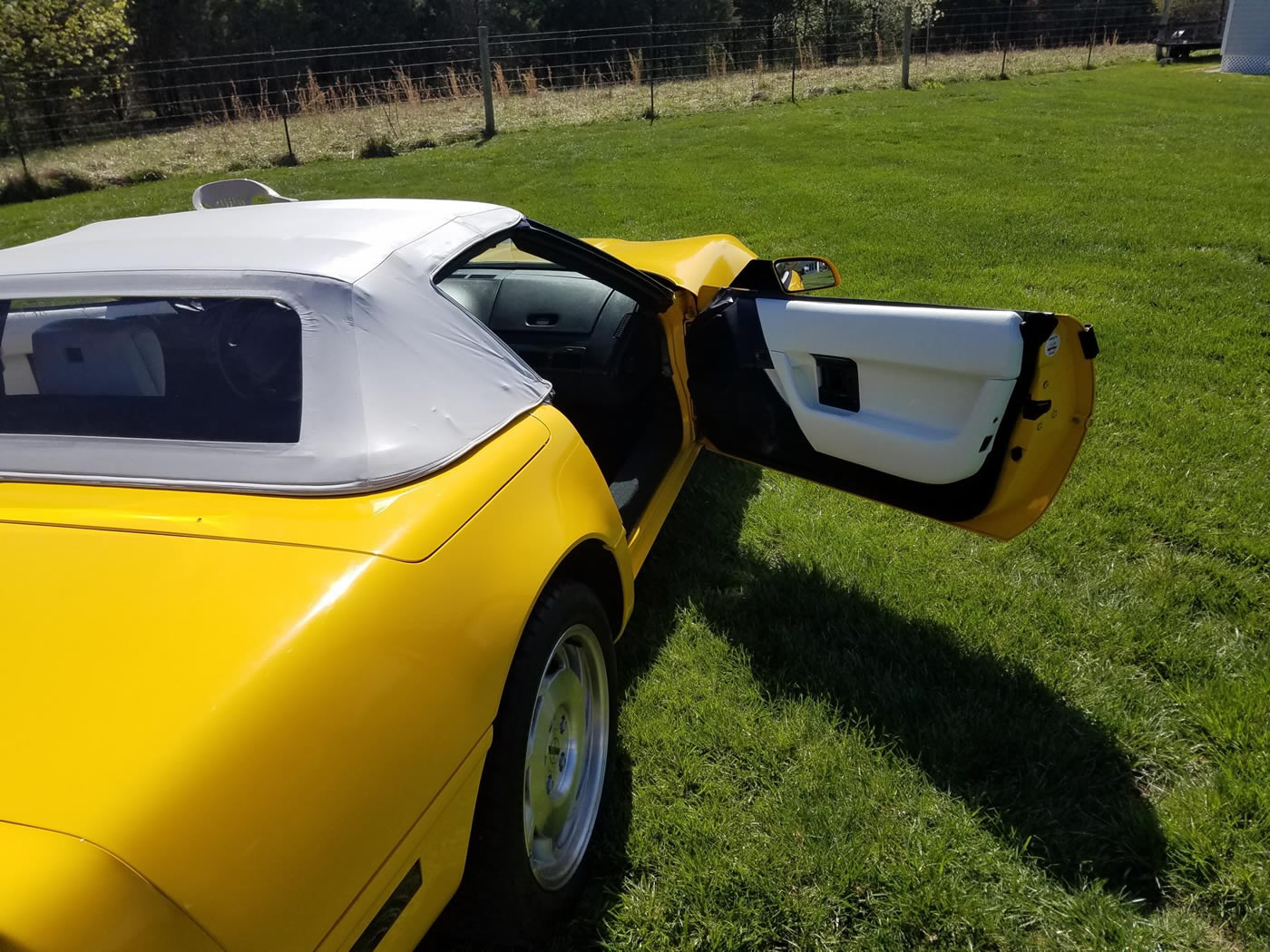 1993 Corvette Convertible in Competition Yellow