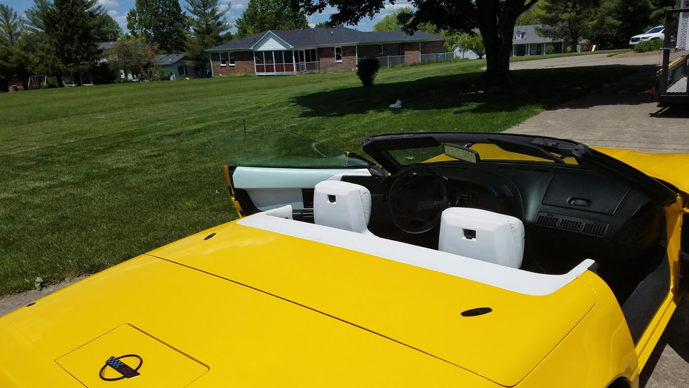 1993 Corvette Convertible in Competition Yellow