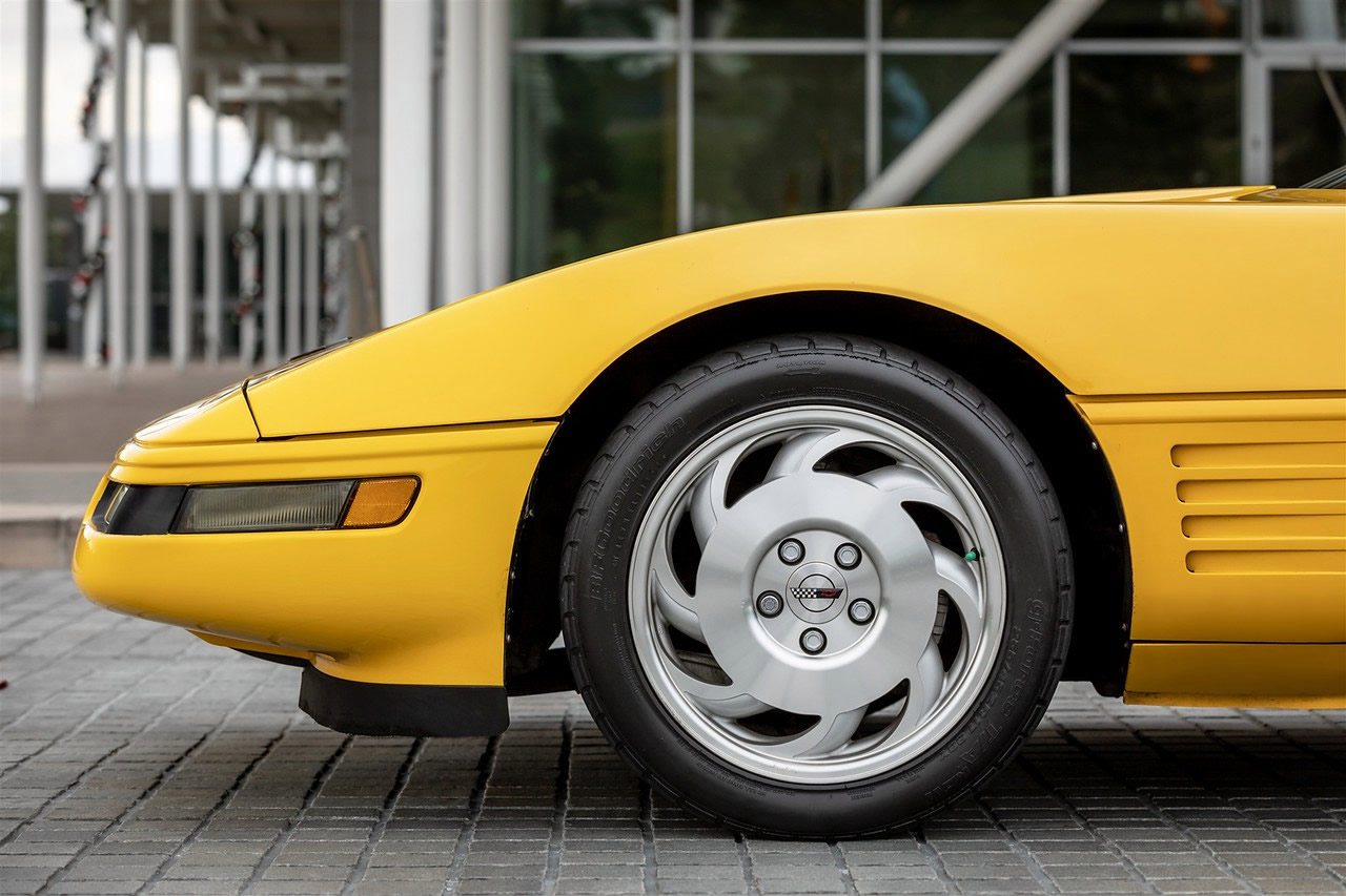 1993 Corvette Coupe in Competition Yellow