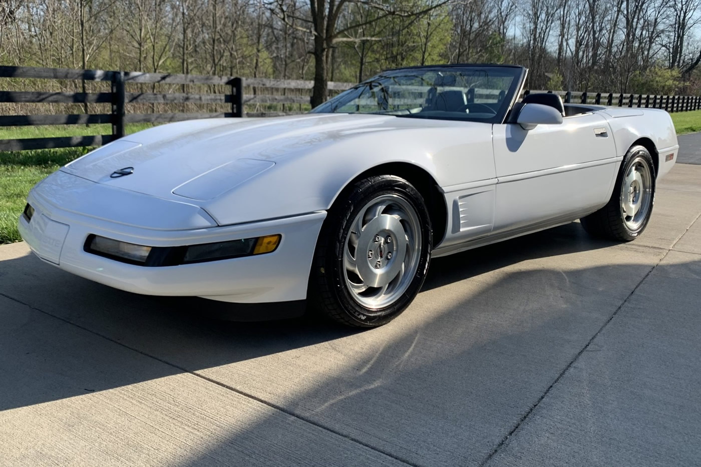 1995 Corvette Convertible in Arctic White