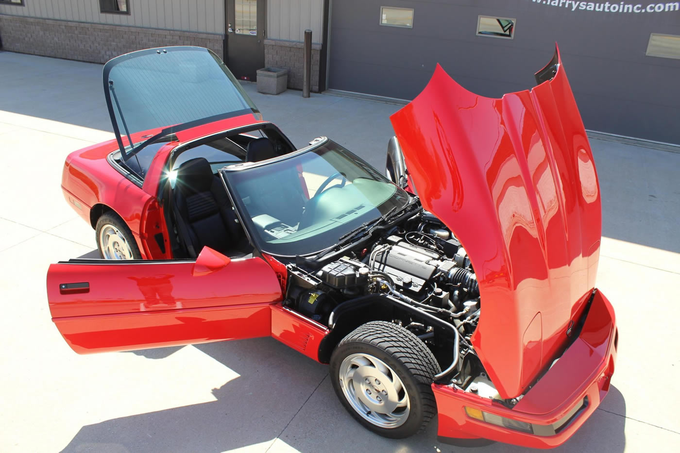 1995 Corvette Coupe in Torch Red