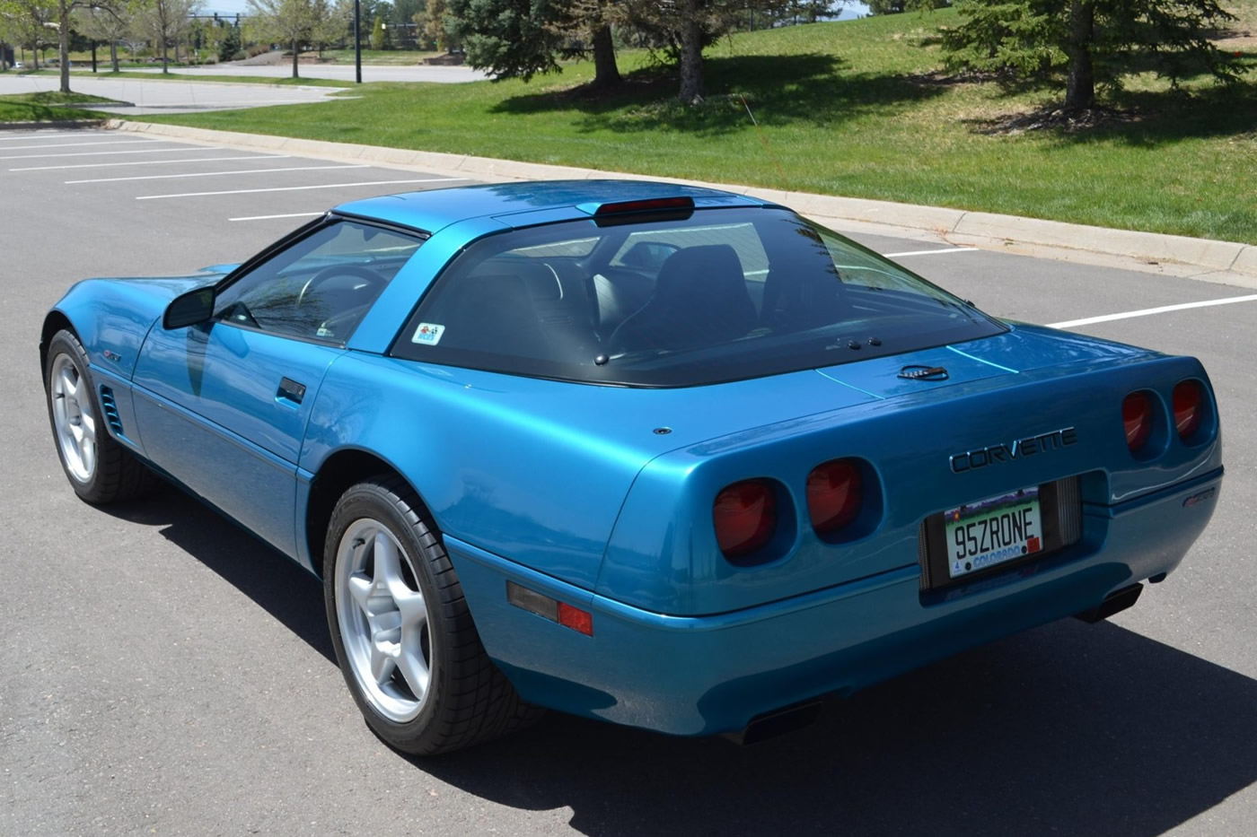 1995 Corvette ZR-1 in Bright Aqua Metallic