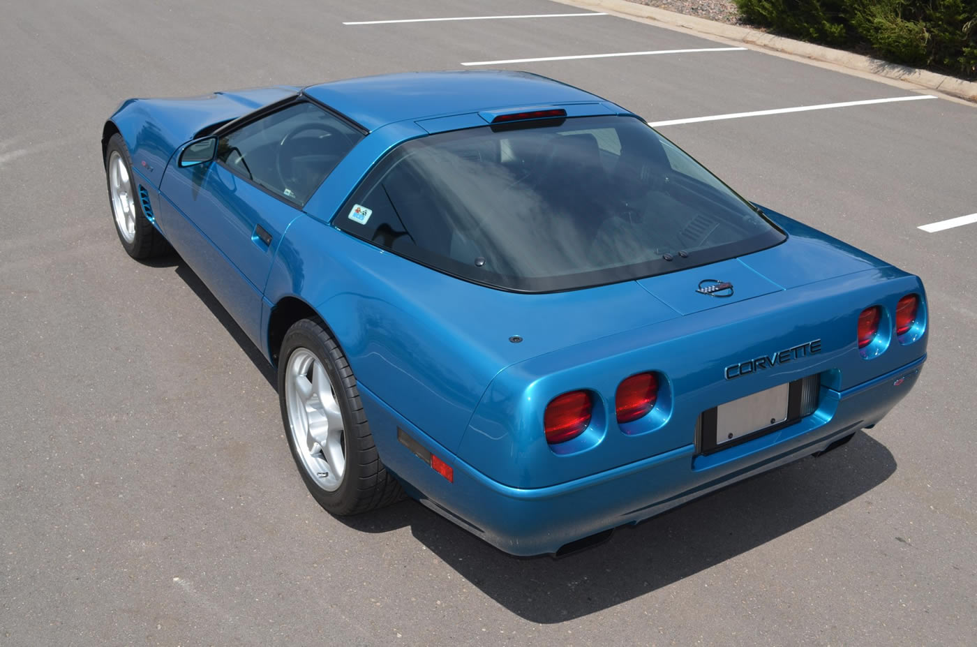 1995 Corvette ZR-1 in Bright Aqua Metallic