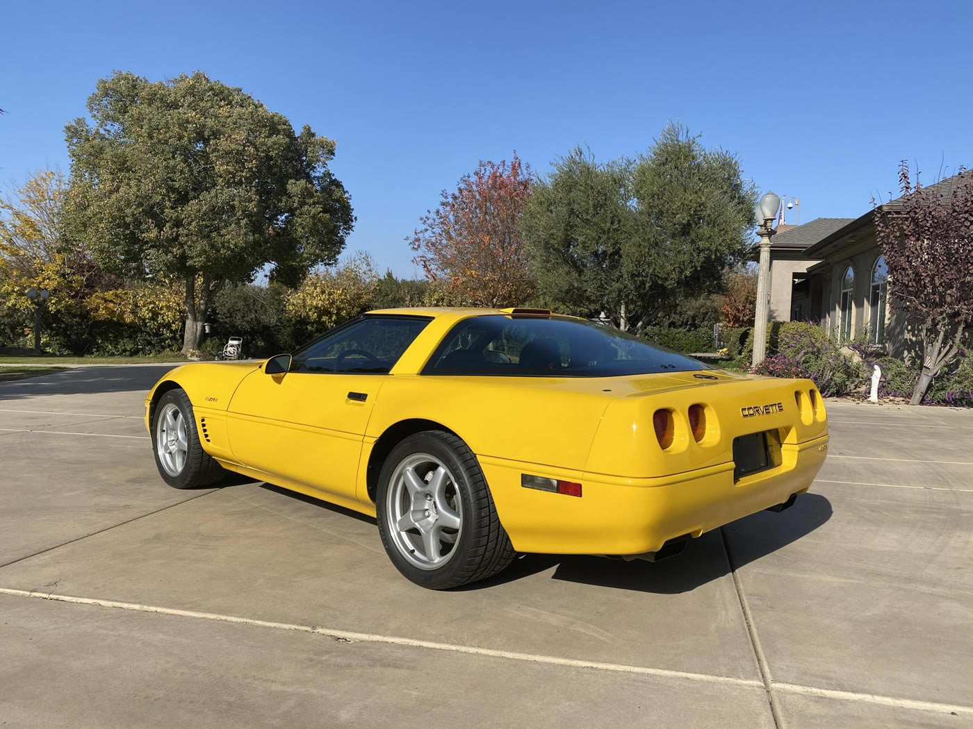 1995 Corvette ZR-1 in Competition Yellow