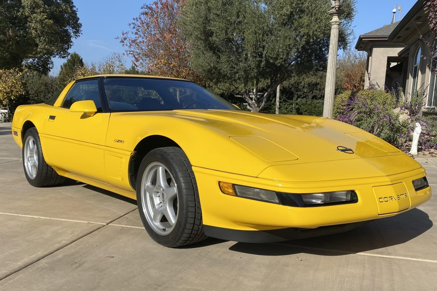 1995 Corvette ZR-1 in Competition Yellow