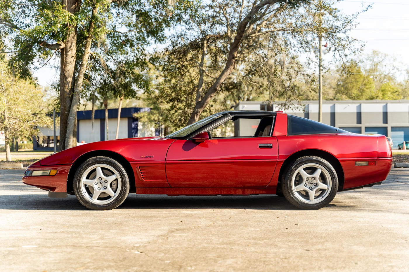 1995 Corvette ZR-1 in Dark Red Metallic