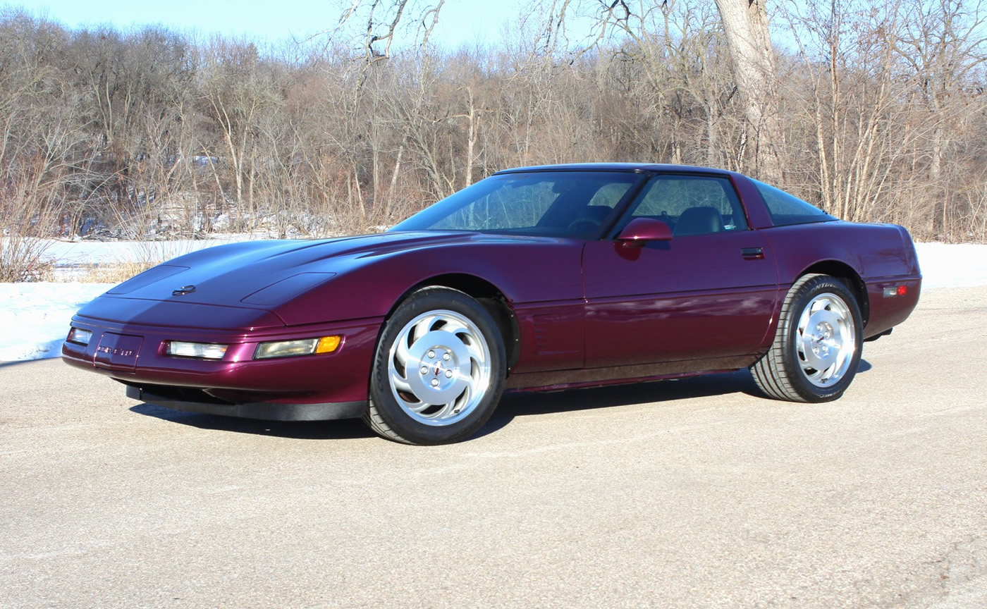 1996 Corvette Coupe in Dark Purple Metallic