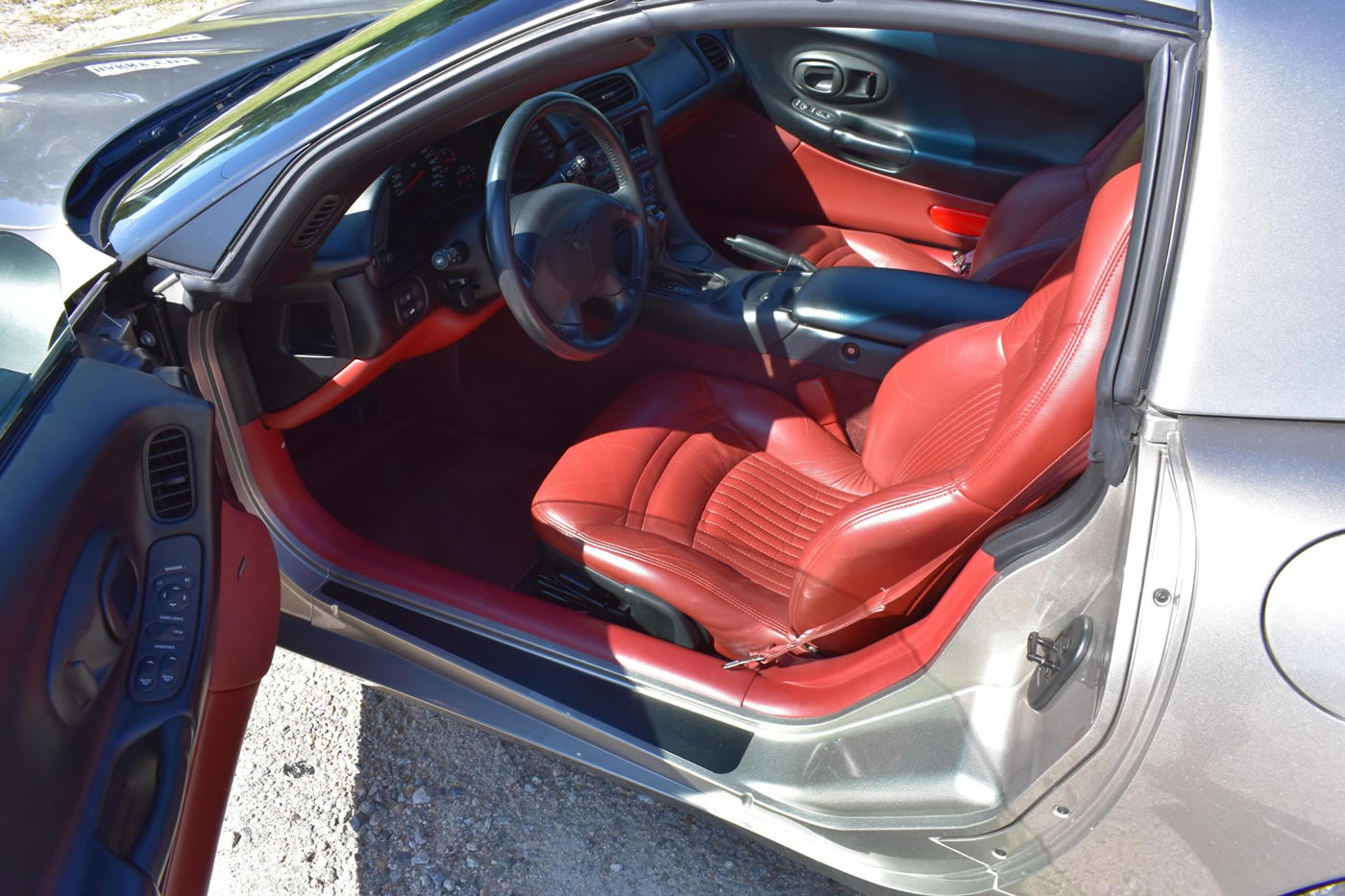 1999 Corvette Coupe in Light Pewter Metallic