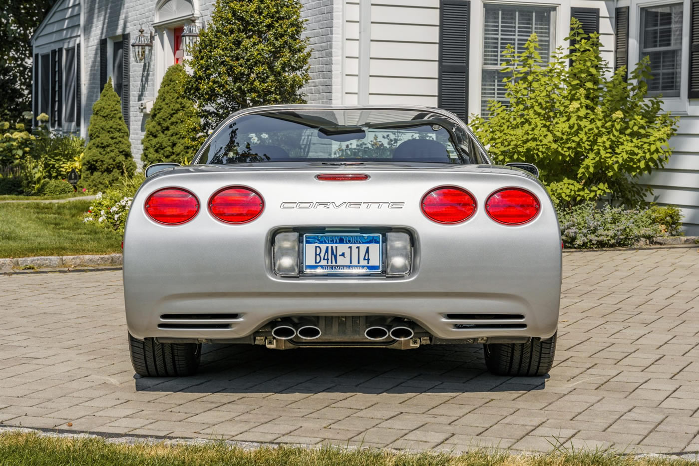 2001 Corvette Coupe in Quicksilver Metallic