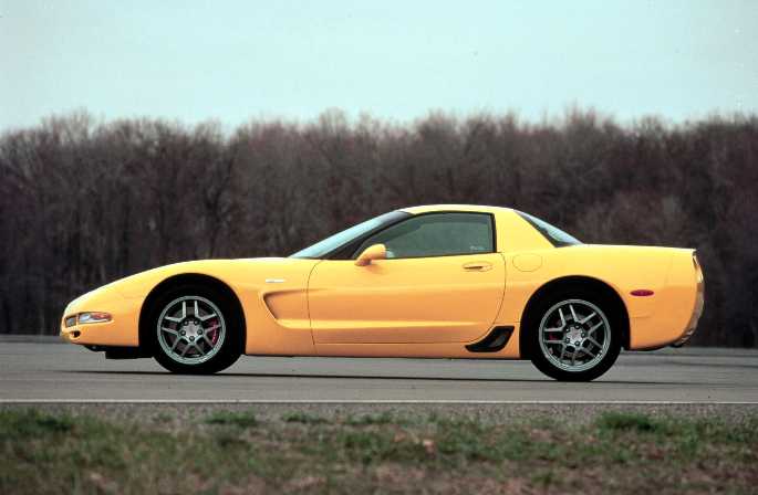 2001 Z06 - Side View