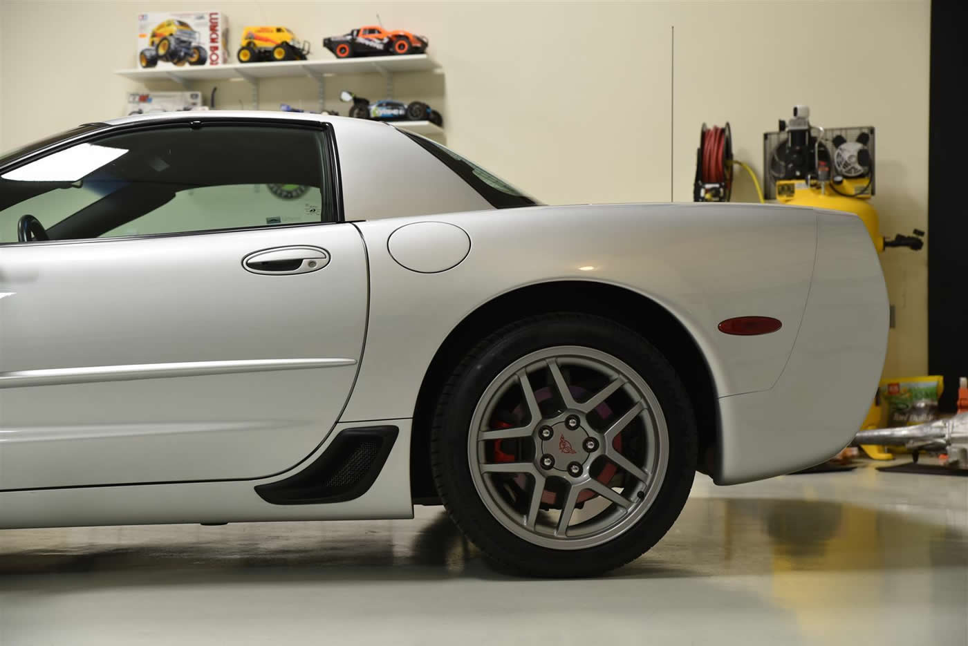 2003 Corvette Z06 in Quicksilver Metallic