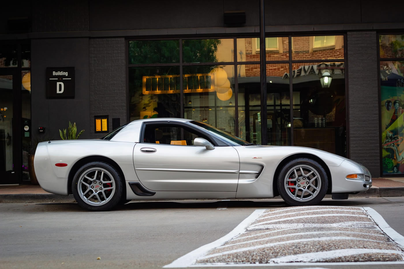 2004 Chevrolet Corvette Z06 in Machine Silver Metallic