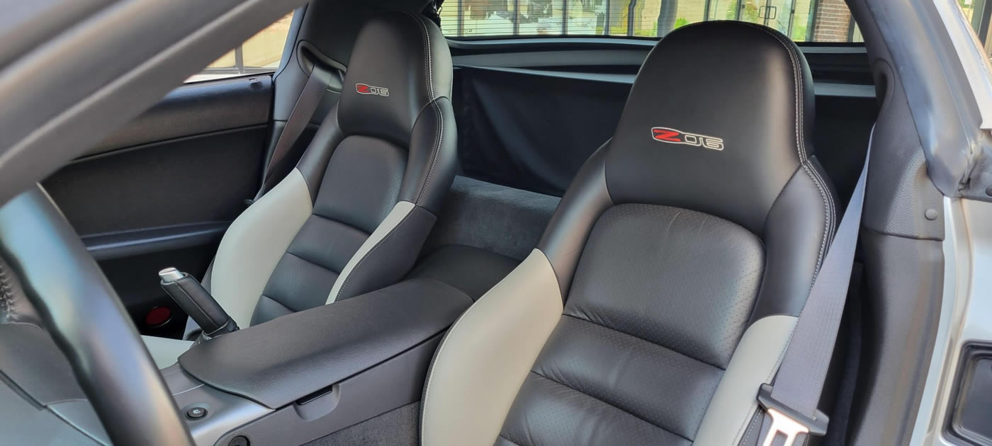 2006 Corvette Z06 2LZ in Machine Silver Metallic