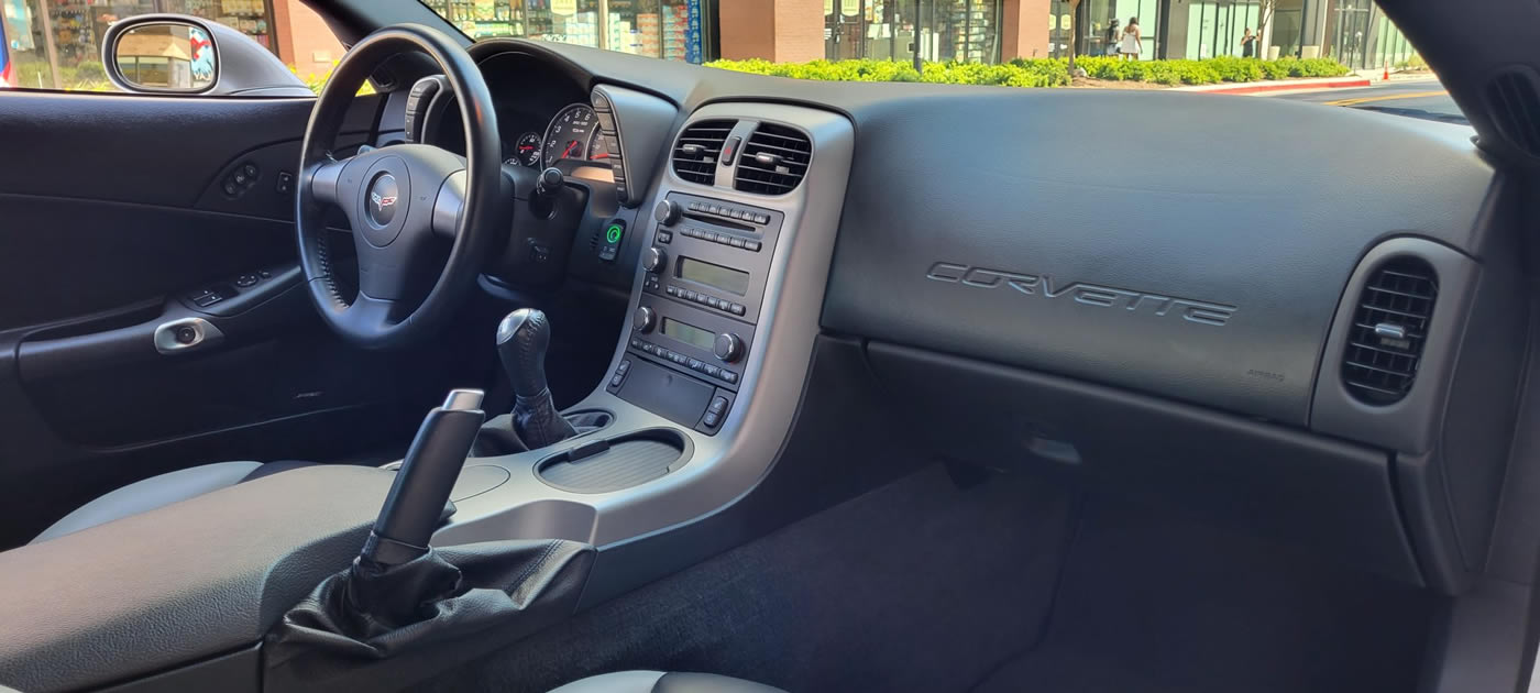 2006 Corvette Z06 2LZ in Machine Silver Metallic